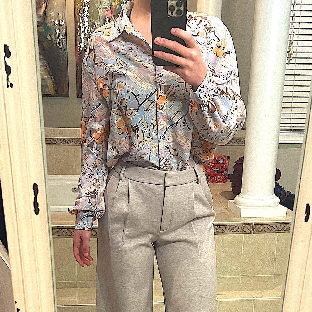 Kittenish L/S Button Down Blouse